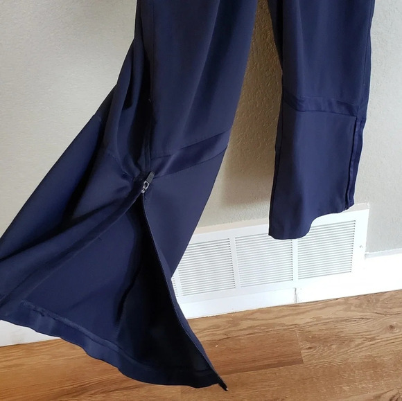 Under Armour track pants - Picture 3 of 4